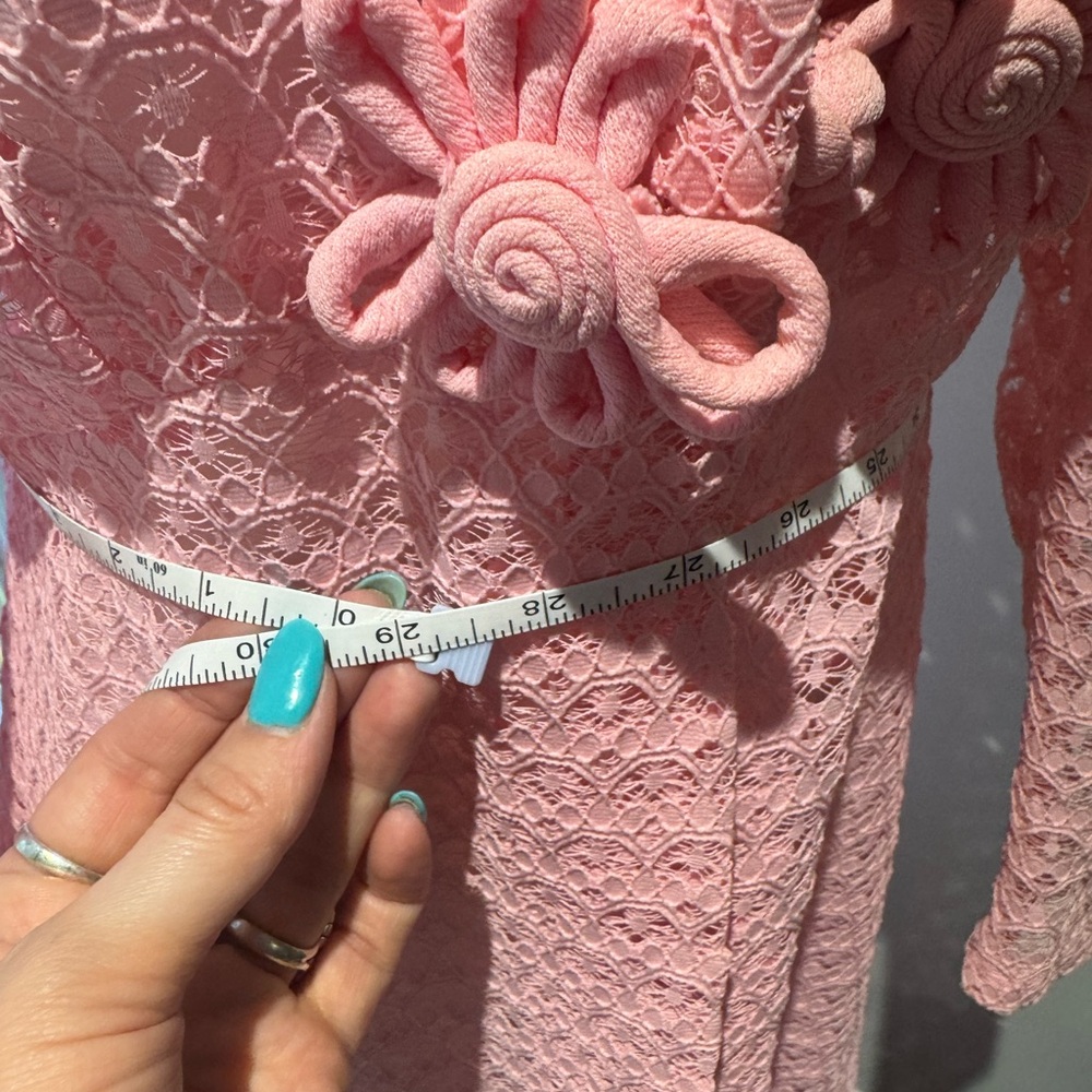 Vintage Pink Lace Robe - Picture 3 of 4